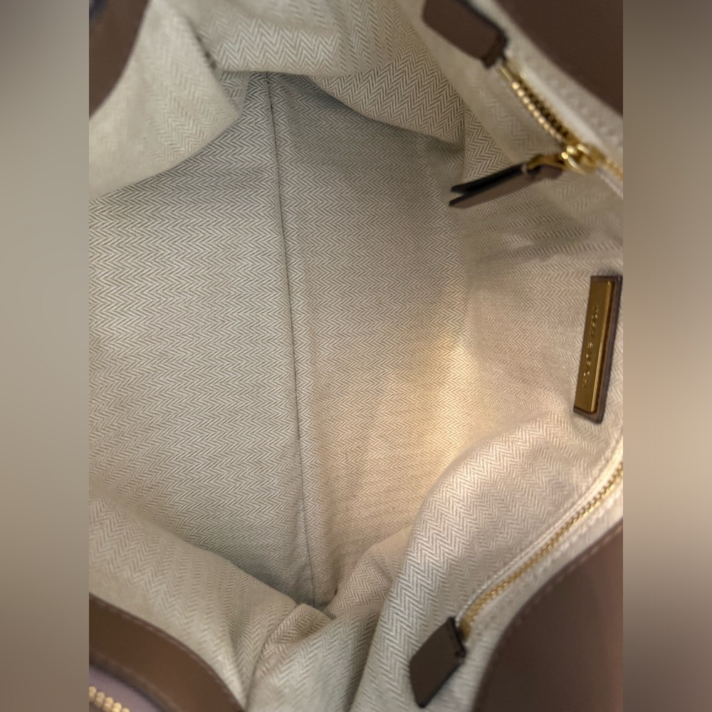 Tory Burch Kira Chevron Tote - Picture 10 of 15